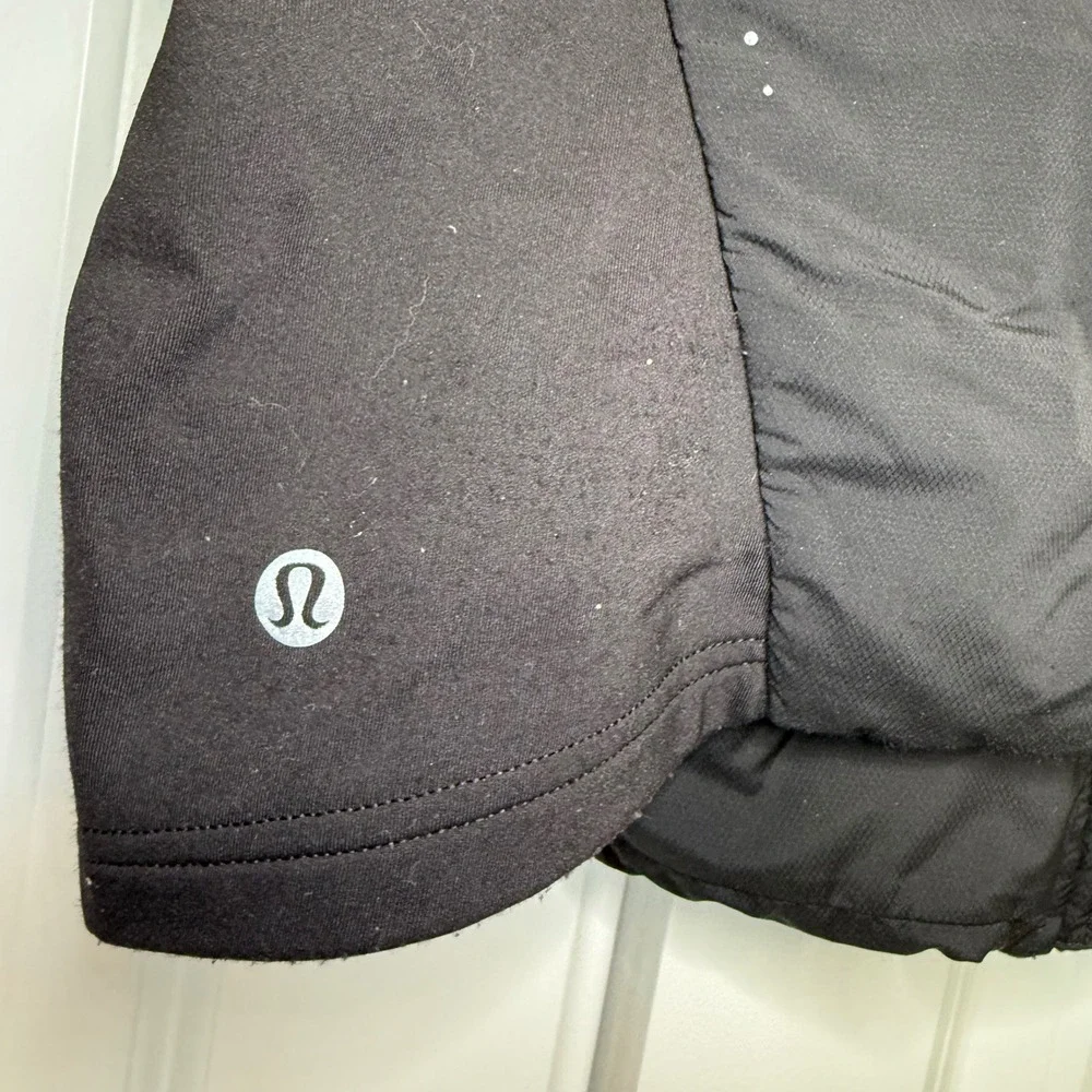 Lululemon Down For It All Hoodie Women 8 Black EUC Insulated Running Jacket‎